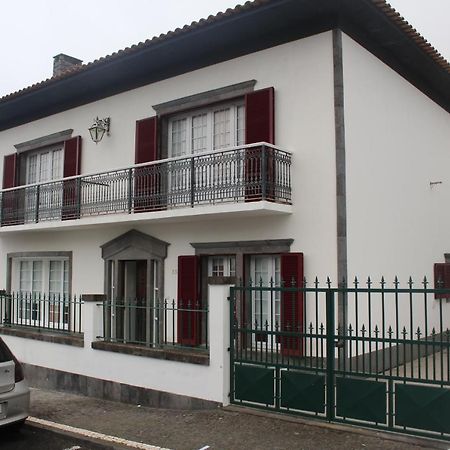 Vitorino De Nemesio Guesthouse Ponta Delgada  Exterior photo